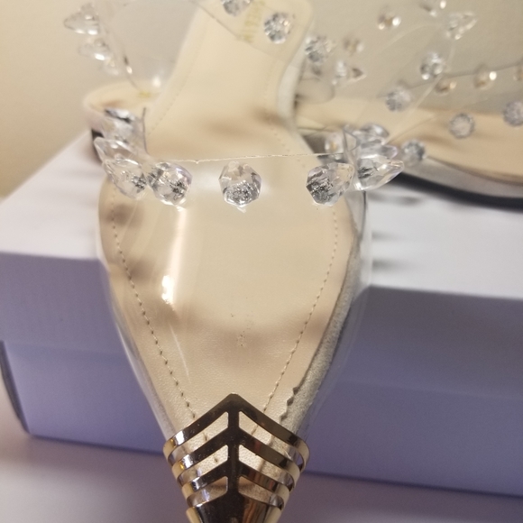 SOPHISTICATED MULE NWOT WBOX - Picture 10 of 12